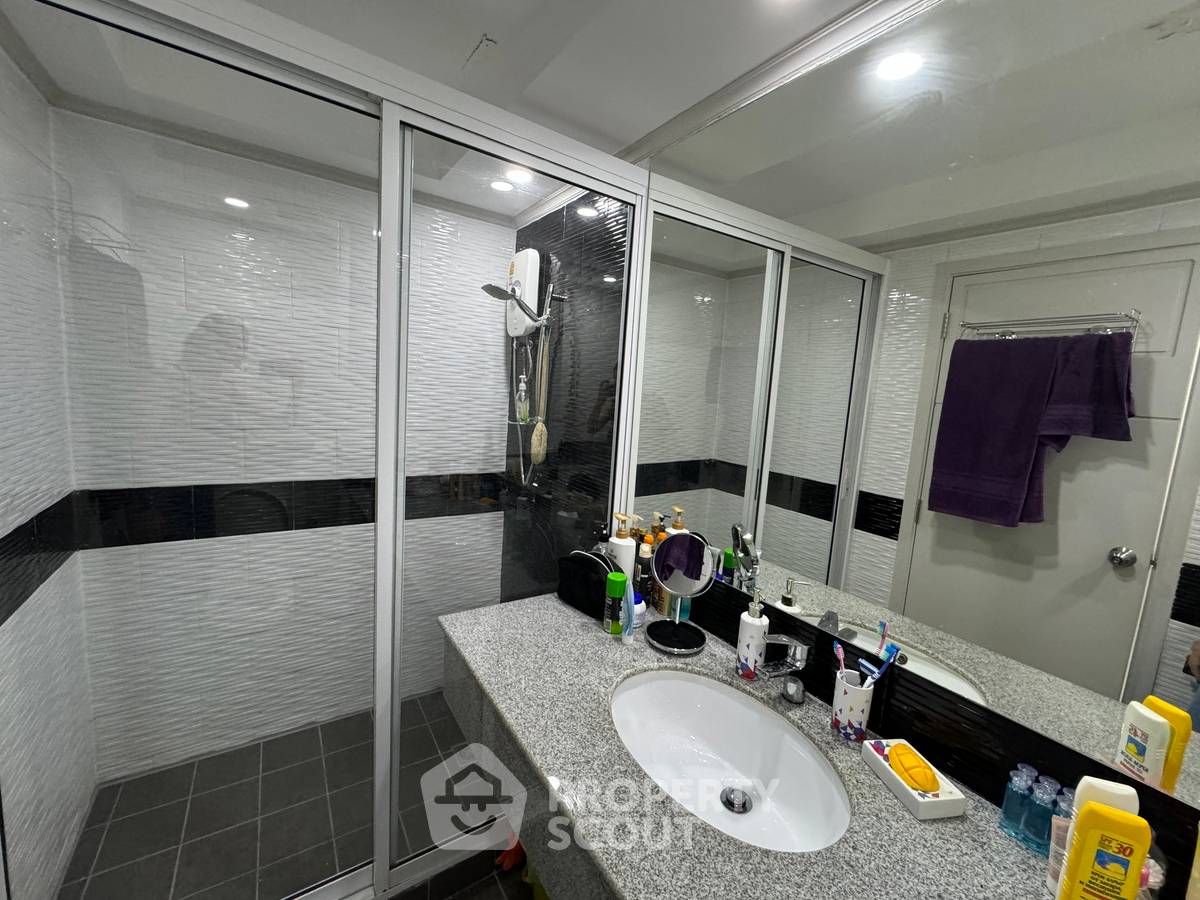 รูป คอนโด 1-ห้องนอน ที่ สยาม ออเรียนทัล ทรอปิคอล การ์เด้น ใกล้ ถนนพระตำหนัก พัทยา (ID 3281877) - รูปที่ 25/29