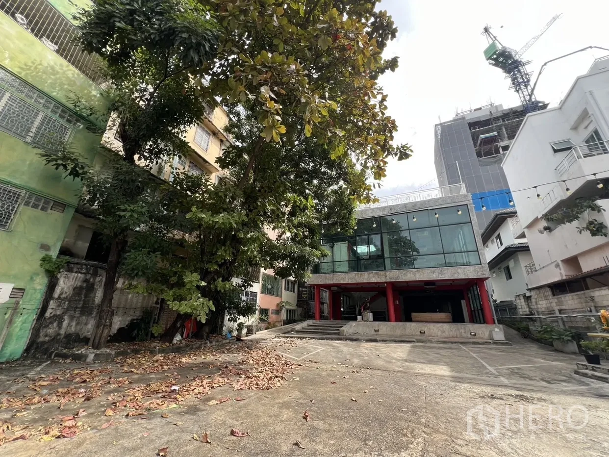 รูป ให้เช่า อาคาร standalone 1000 ตรม ดินแดง กรุงเทพมหานคร - รูปที่ 2/22