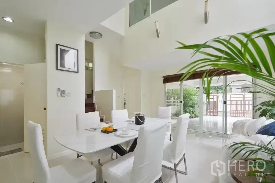 picture For rent 5 Bedroom Detached House in Watthana, Bangkok - 5/26