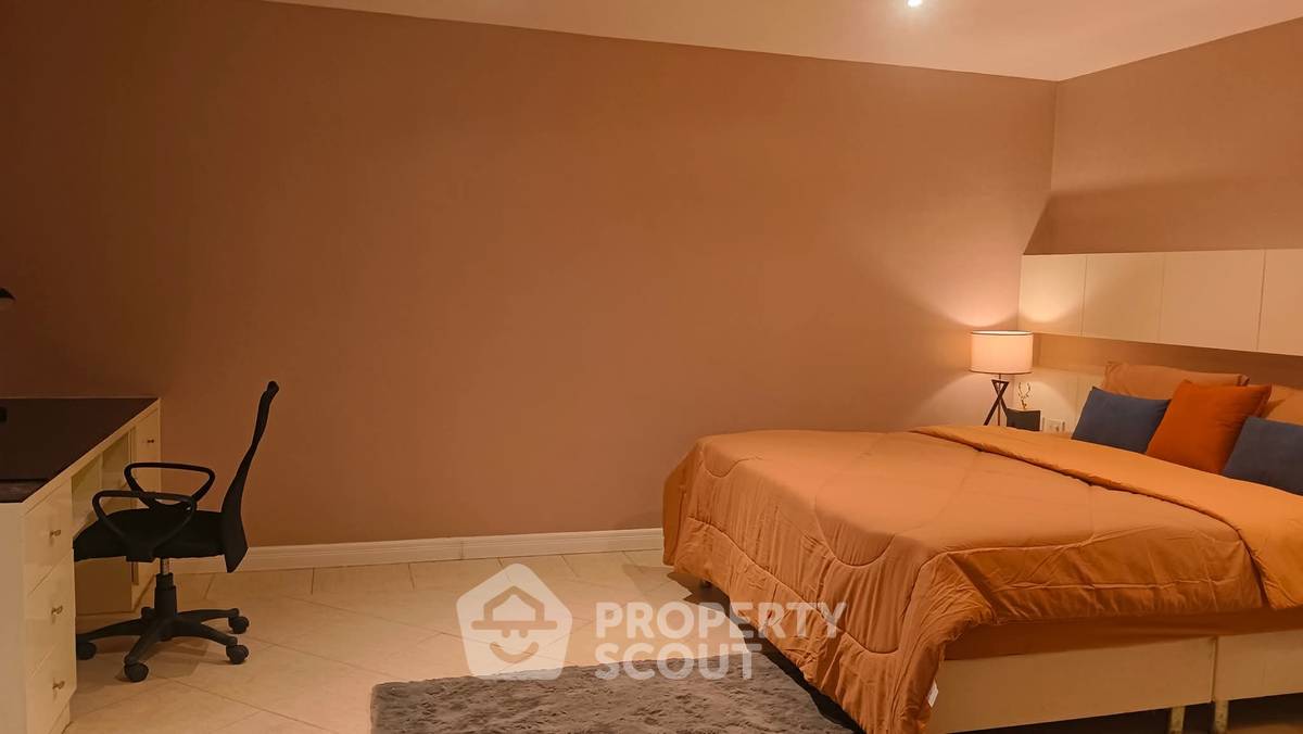 picture 3-BR Condo at Executive Residence 4 close to Phratamnak (ID 3281676) - 27/31