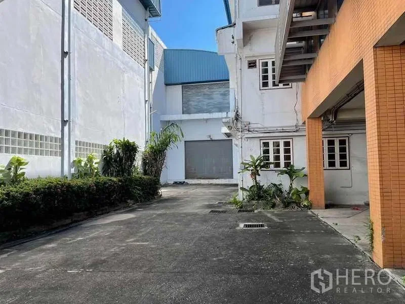 รูป ให้เช่า โรงงาน 5350 ตรม พระสมุทรเจดีย์ สมุทรปราการ - รูปที่ 13/13