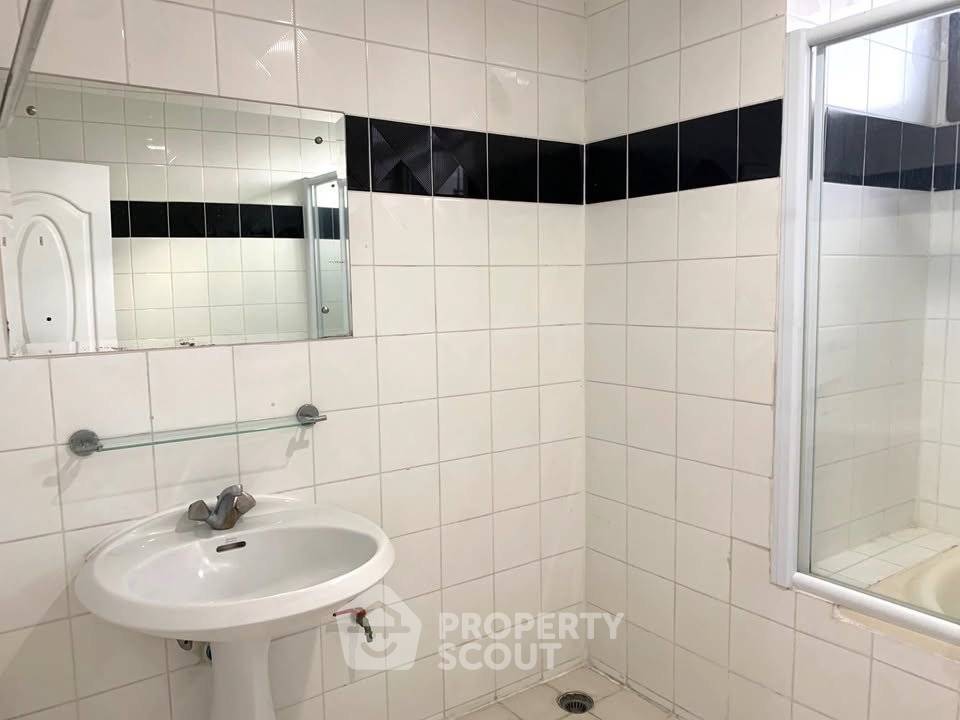 รูป 3 ห้องนอน 177 ตารางเมตร The Waterford Park Sukhumvit 53 ใกล้ BTS ทองหล่อ (ID 3292038) - รูปที่ 18/19