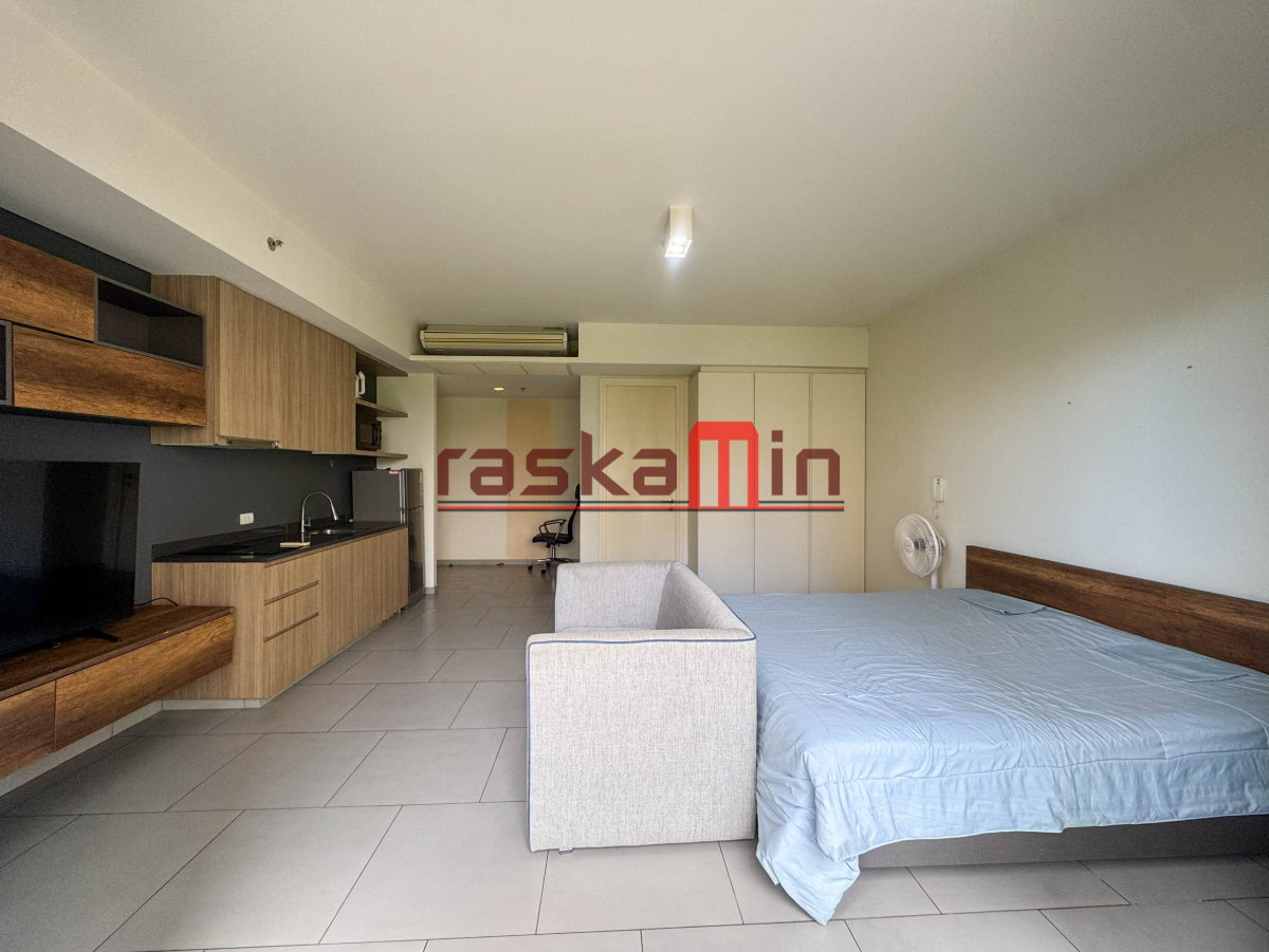 picture Zire Wongamat Condo for Sale – Studio, Low Floor - 12/20