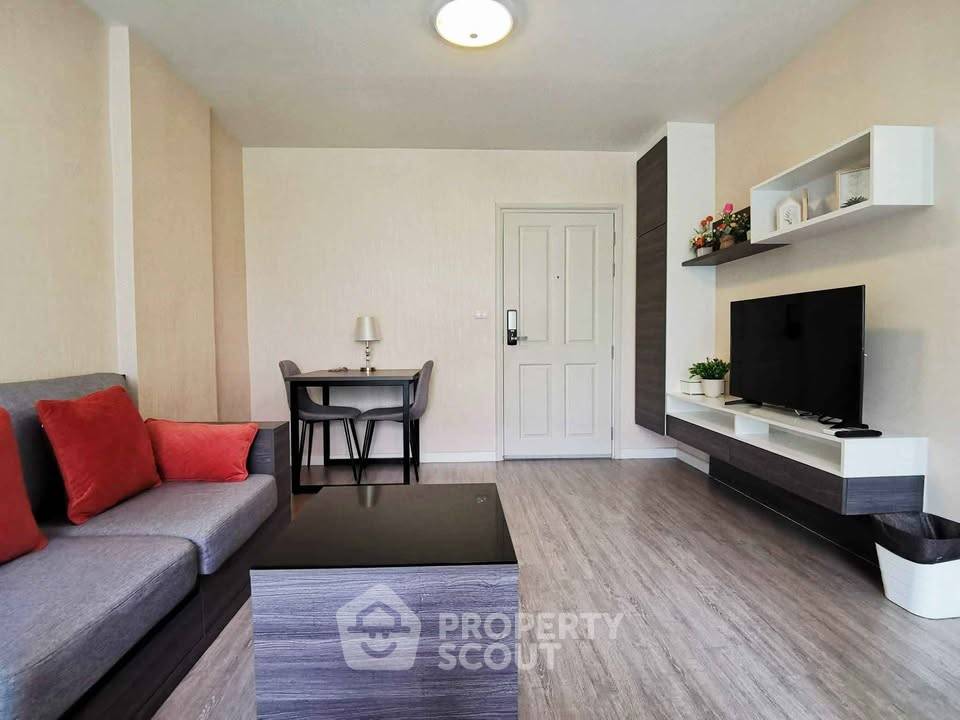 picture 1-BR Condo at D Condo Ping close to CentralFestival Chiangmai (ID 3291365) - 3/8