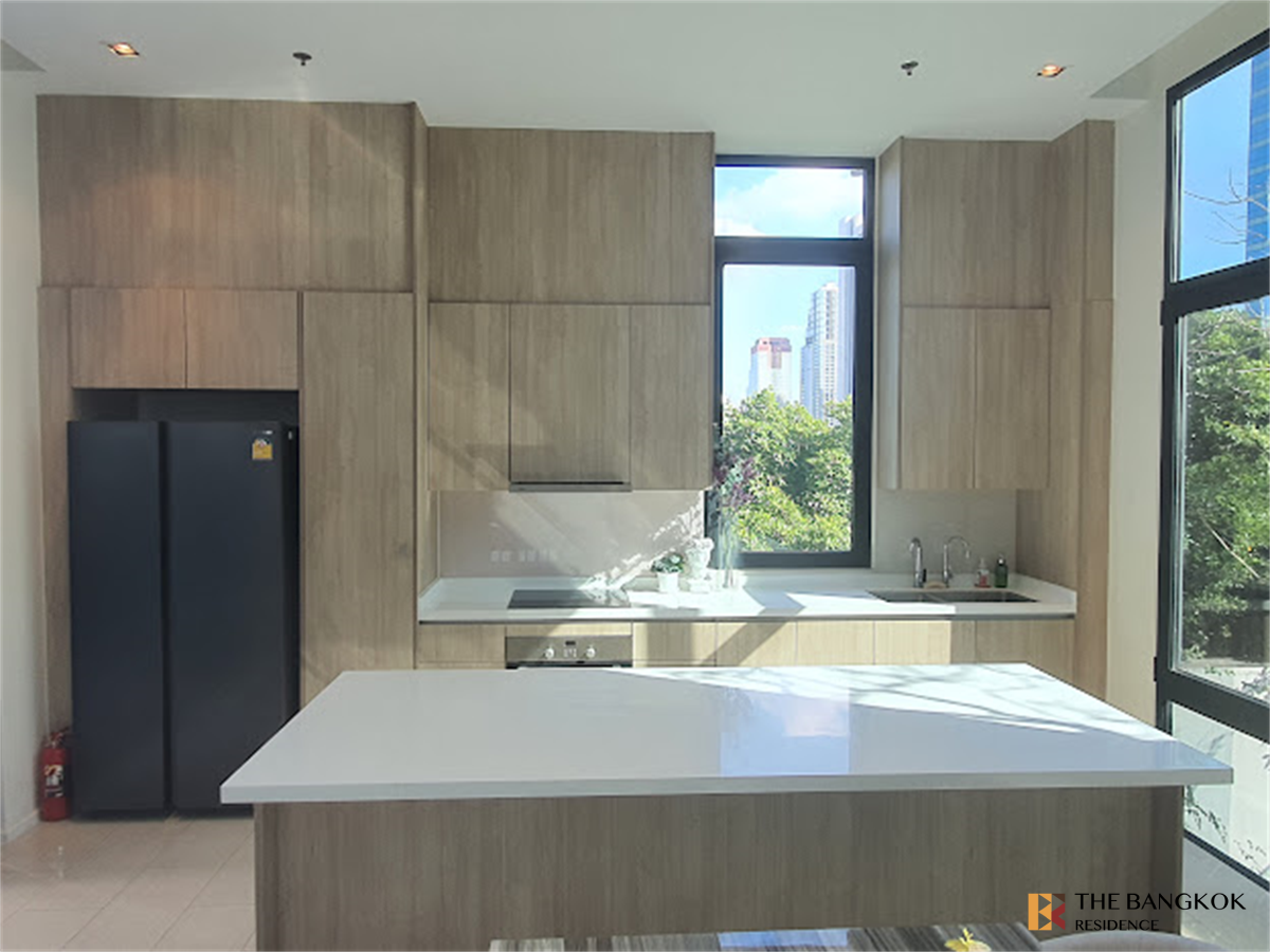 picture Luxury Unit, Ready for You Without the Wait Circle Living Prototype - 2/10