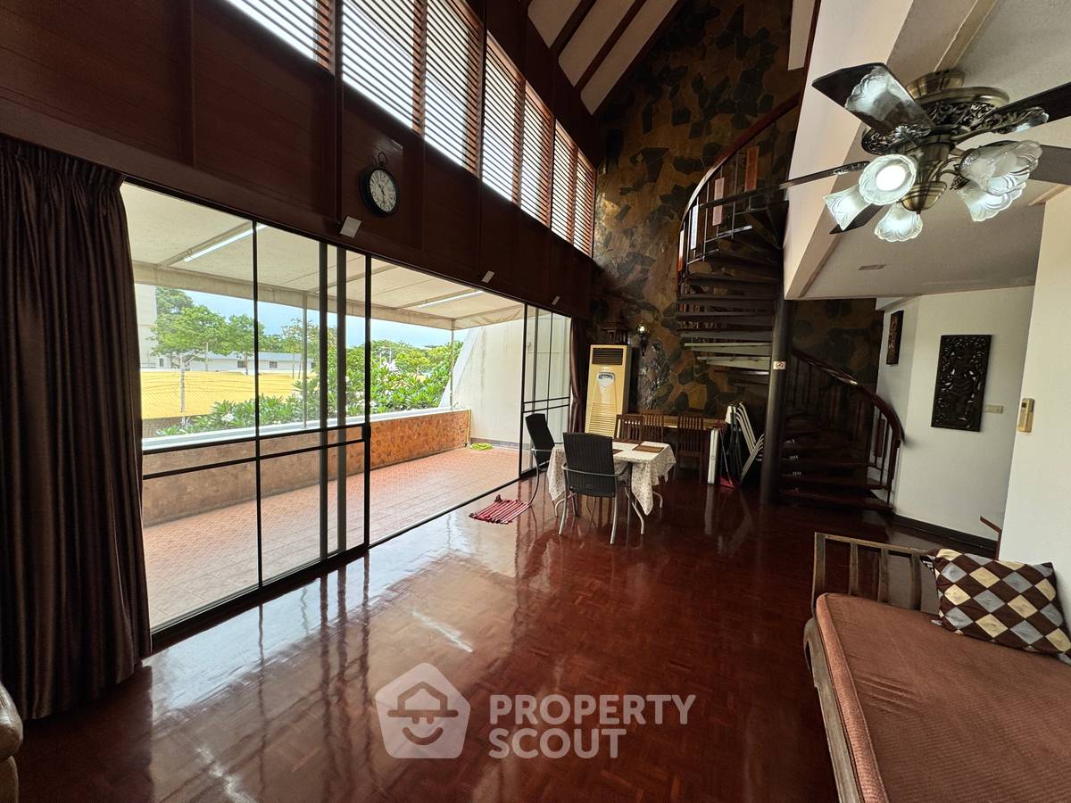 รูป คอนโด 4-ห้องนอน ที่ ปัญจ์ชาเล บูติค เรสซิเดนซ์ จอมเทียน ใกล้ หาดจอมเทียน (ID 3281771) - รูปที่ 13/36