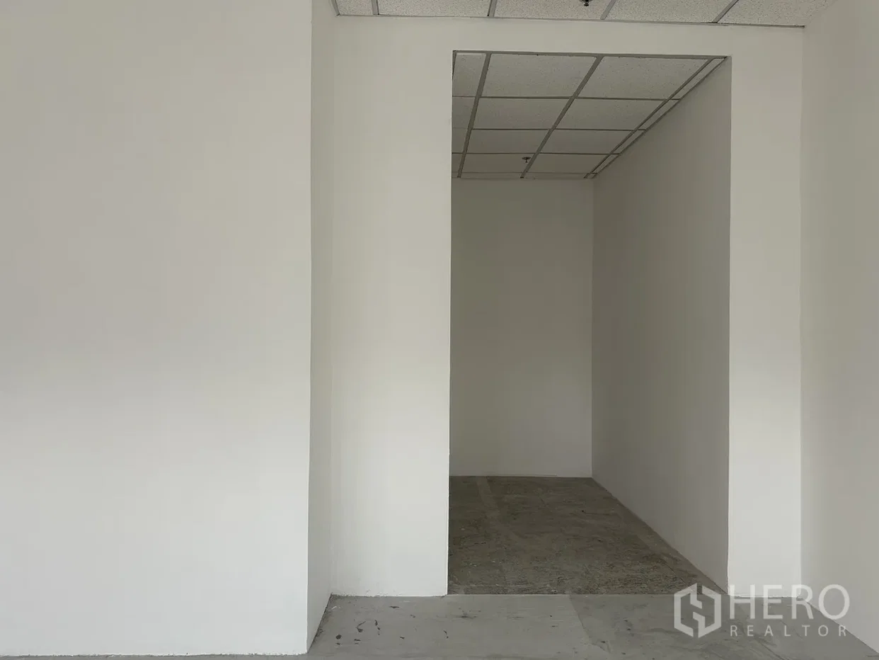 รูป ให้เช่า ออฟฟิศ 129 ตรม คลองตัน คลองเตย กรุงเทพมหานคร BTS อโศก - รูปที่ 3/3