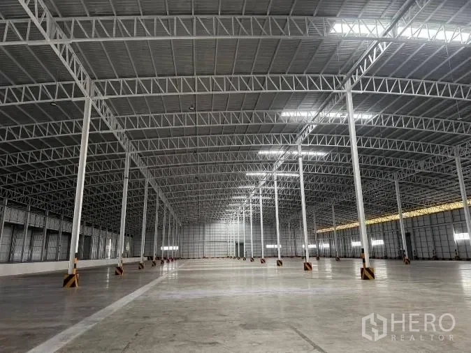 รูป ให้เช่า โรงงาน 9700 ตรม หนองขาม ศรีราชา ชลบุรี - รูปที่ 8/11