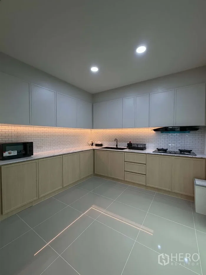 รูป ให้เช่า ทาวน์เฮาส์ 3 ห้องนอน Pleno Sukhumvit-Bangna 4 (Pleno Sukhumvit-Bangna 4) บางแก้ว บางพลี สมุทรปราการ - รูปที่ 4/15