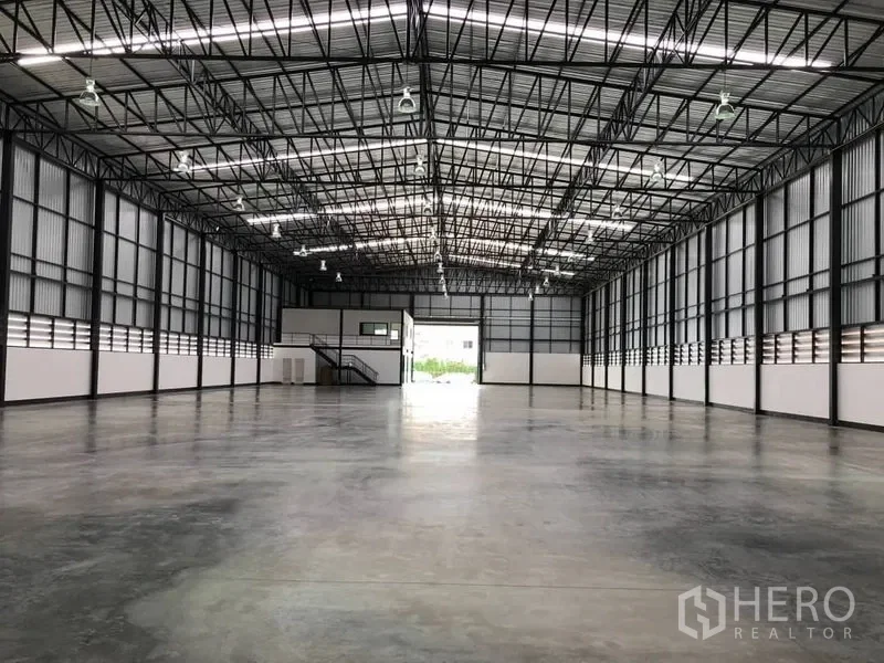 picture For rent Warehouse 2000 sqm in Bang Phli, Samut Prakan - 3/7