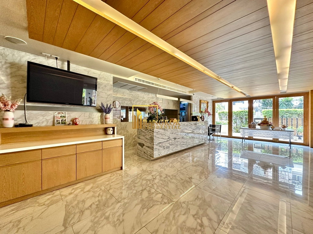 รูป Modern 3 Bedroom Penthouse Apartment For Rent in Asoke - BR0683AP - รูปที่ 22/24