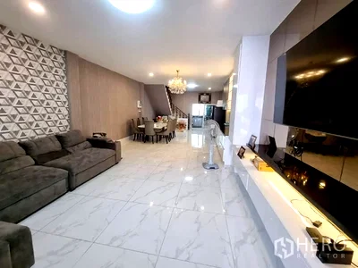 เช่าทาวน์โฮม ม.ศรีนครินทรวิโรฒ วิทยาเขตประสานมิตร : ให้เช่า ทาวน์เฮาส์ 4 ห้องนอน ดินแดง กรุงเทพมหานคร