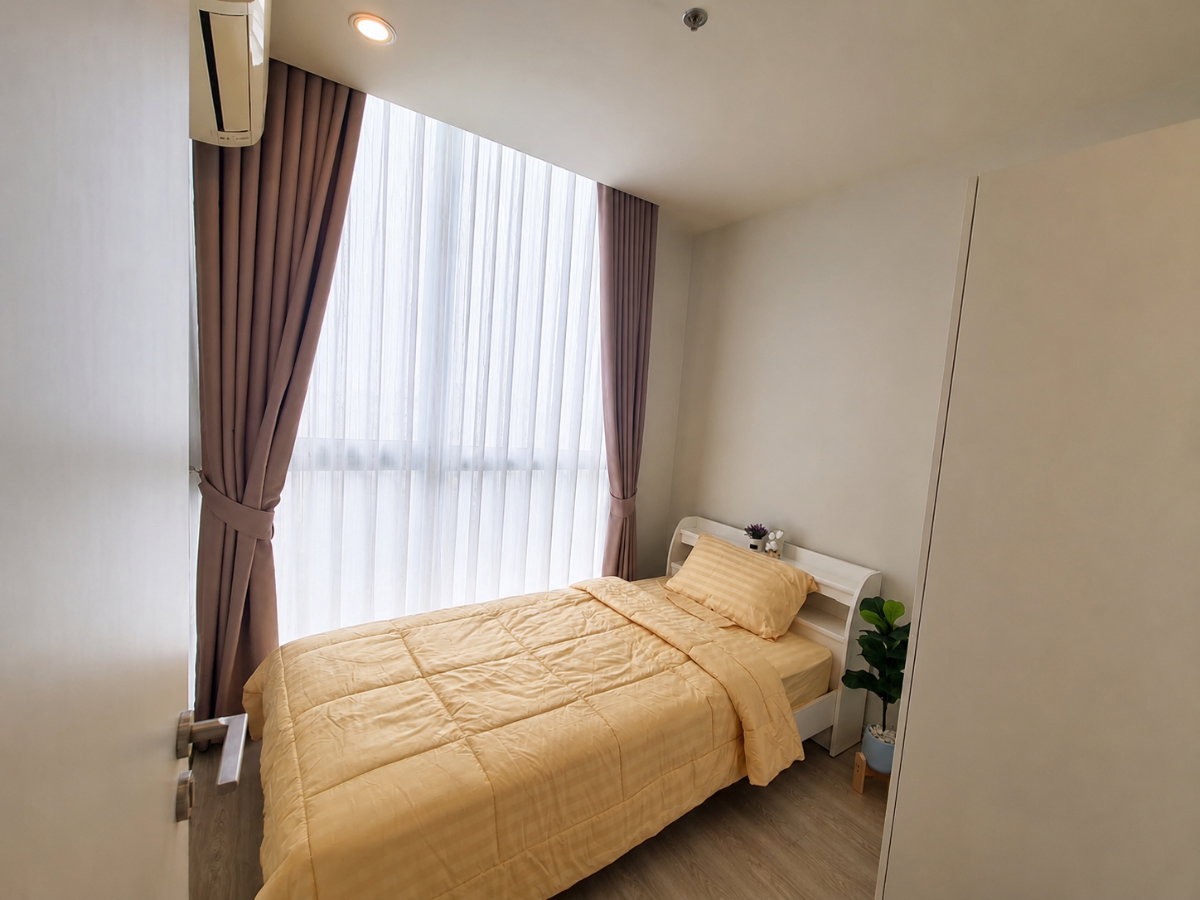 picture 🏙️ For Rent Noble Revolve Ratchada 2 | 2 Bedrooms, 2 Bathrooms | 10th Floor, Pool View 🌊✨ - 1/11