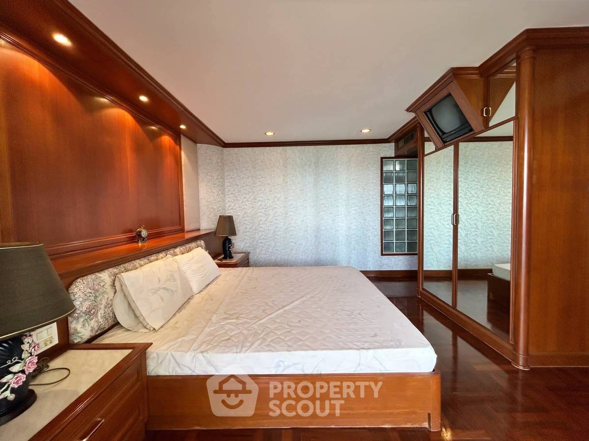 รูป คอนโด 2-ห้องนอน ที่ ซิลเวอร์ บีช ใกล้ ปราสาทสัจธรรม (ID 3281889) - รูปที่ 9/42