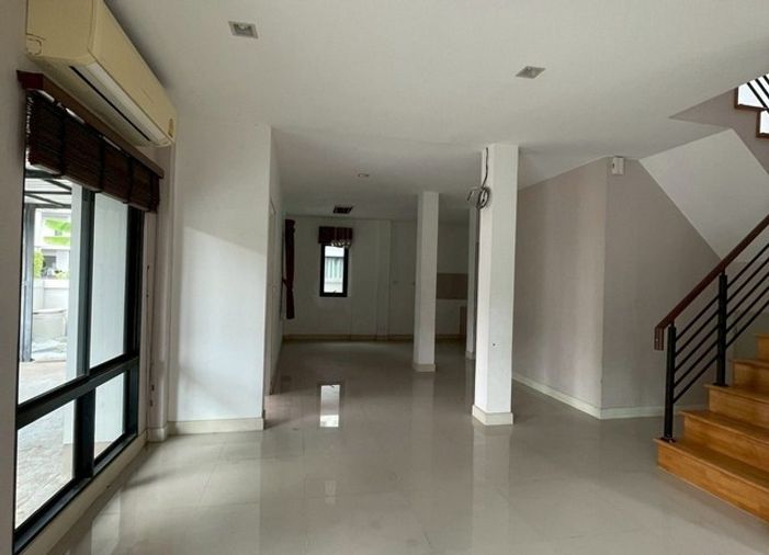ขายบ้านเดี่ยว 1 ห้องนอน 179 ตร.ม. 50 ตร.ว. เขตคันนายาว