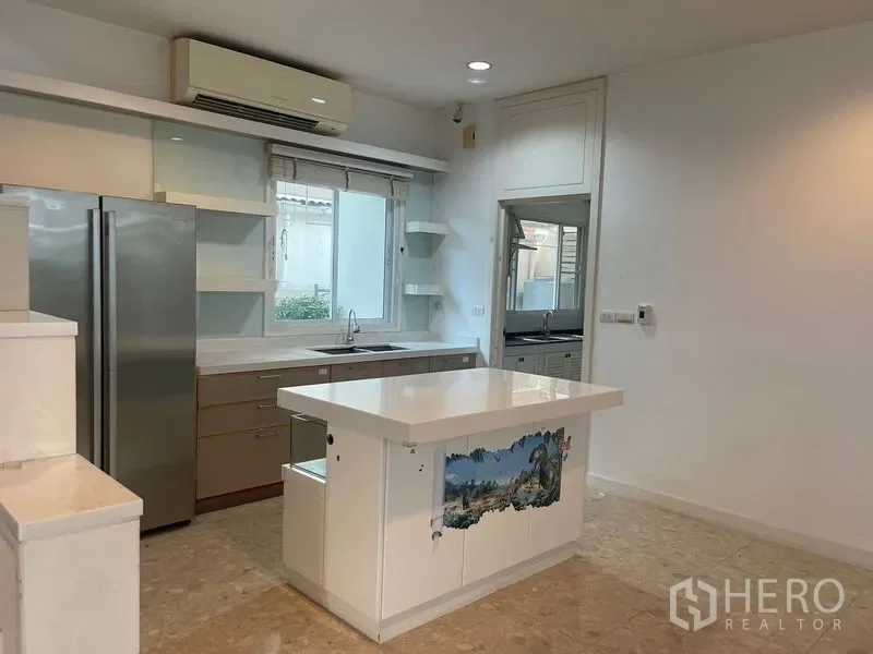 รูป ให้เช่าหรือขาย บ้านเดี่ยว 5 ห้องนอน คันนายาว กรุงเทพมหานคร - รูปที่ 5/10