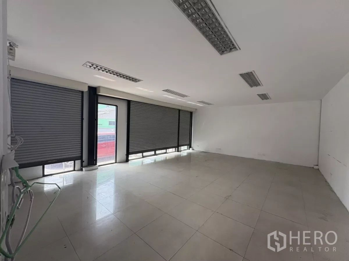 รูป ให้เช่า โกดัง 660 ตรม บางแก้ว บางพลี สมุทรปราการ - รูปที่ 6/12
