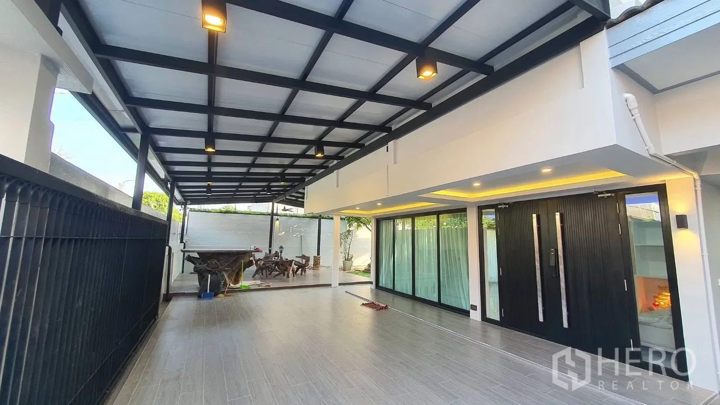 รูป ให้เช่า บ้านเดี่ยว 5 ห้องนอน ลาดพร้าว กรุงเทพมหานคร - รูปที่ 9/16