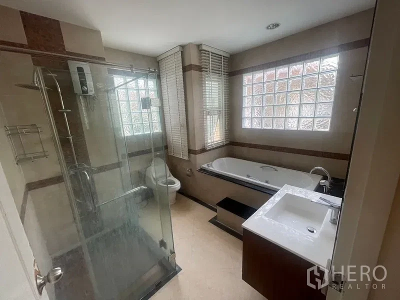 รูป ให้เช่าหรือขาย บ้านเดี่ยว 5 ห้องนอน คันนายาว กรุงเทพมหานคร - รูปที่ 10/10