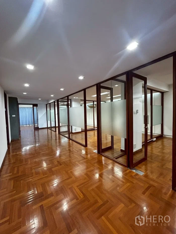 รูป ให้เช่าหรือขาย โชว์รูม 860 ตรม ราชาเทวะ บางพลี สมุทรปราการ - รูปที่ 12/20
