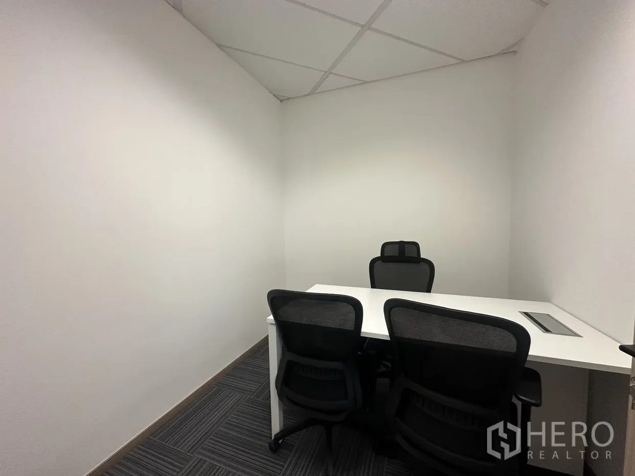 picture For Rent Office Space 227 sq.m. in Lumphini, Pathum Wan, Bangkok BTS Phloen Chit - 6/11