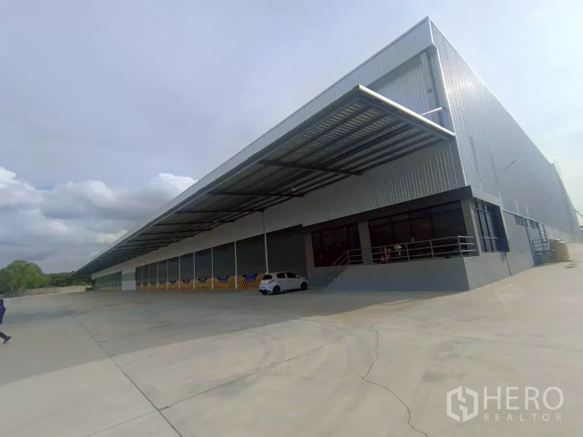 รูป ให้เช่า โรงงาน 22400 ตรม เขาคันทรง ศรีราชา ชลบุรี - รูปที่ 2/10