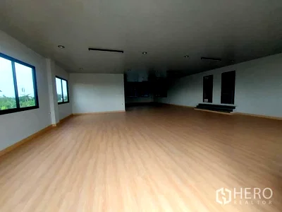 โรงงานให้เช่า : ให้เช่า โรงงาน 732 ตรม กระทุ่มแบน สมุทรสาคร