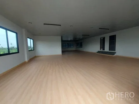 ให้เช่า โรงงาน 732 ตรม กระทุ่มแบน สมุทรสาคร