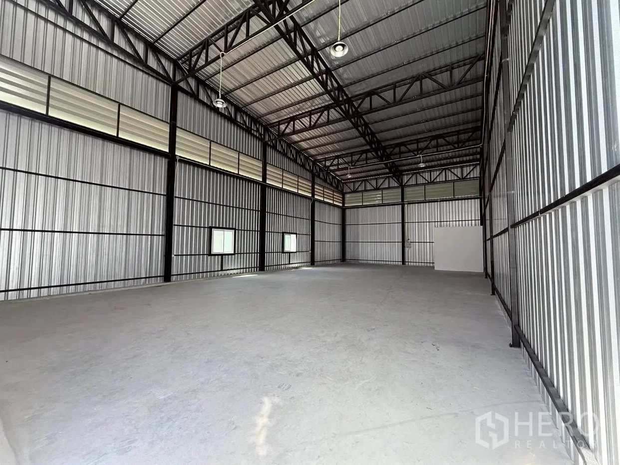 picture For rent Warehouse 300 sq.m. in Bang Phli, Samut Prakan - 2/4