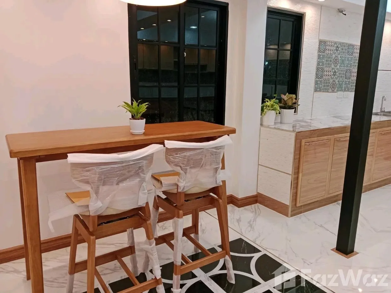 รูป ขาย ทาวน์เฮ้าส์ 5 ห้องนอน ใน บางนา, กรุงเทพมหานคร 6758281 - รูปที่ 3/19