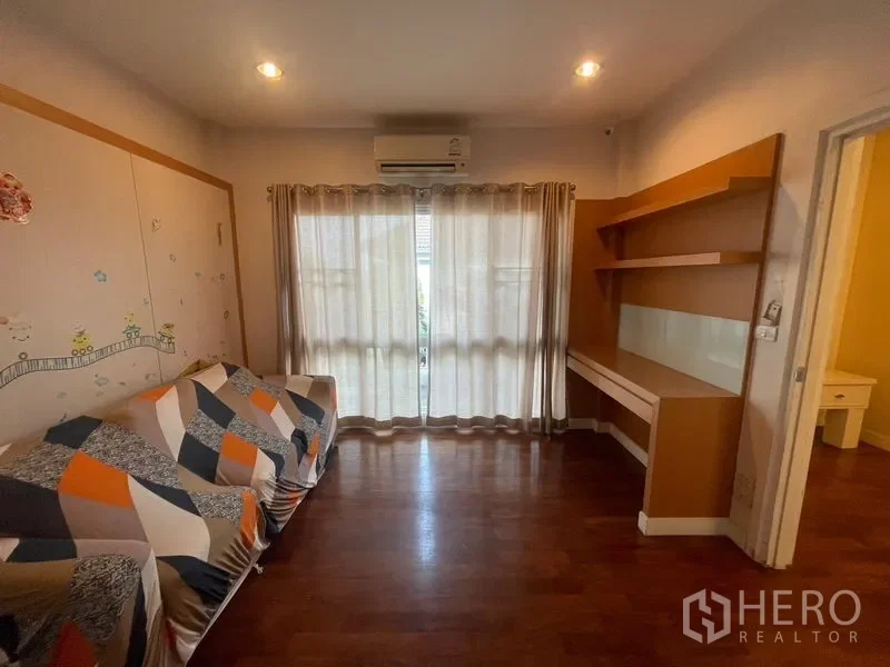 รูป ให้เช่าหรือขาย บ้านเดี่ยว 5 ห้องนอน คันนายาว กรุงเทพมหานคร - รูปที่ 8/10
