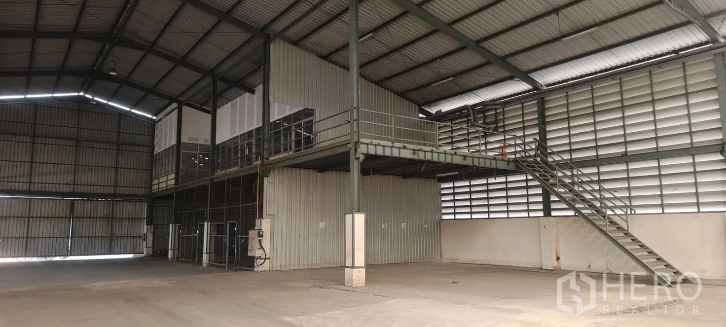 รูป ให้เช่า โรงงาน 2100 ตรม ลาดหลุมแก้ว ปทุมธานี - รูปที่ 5/6