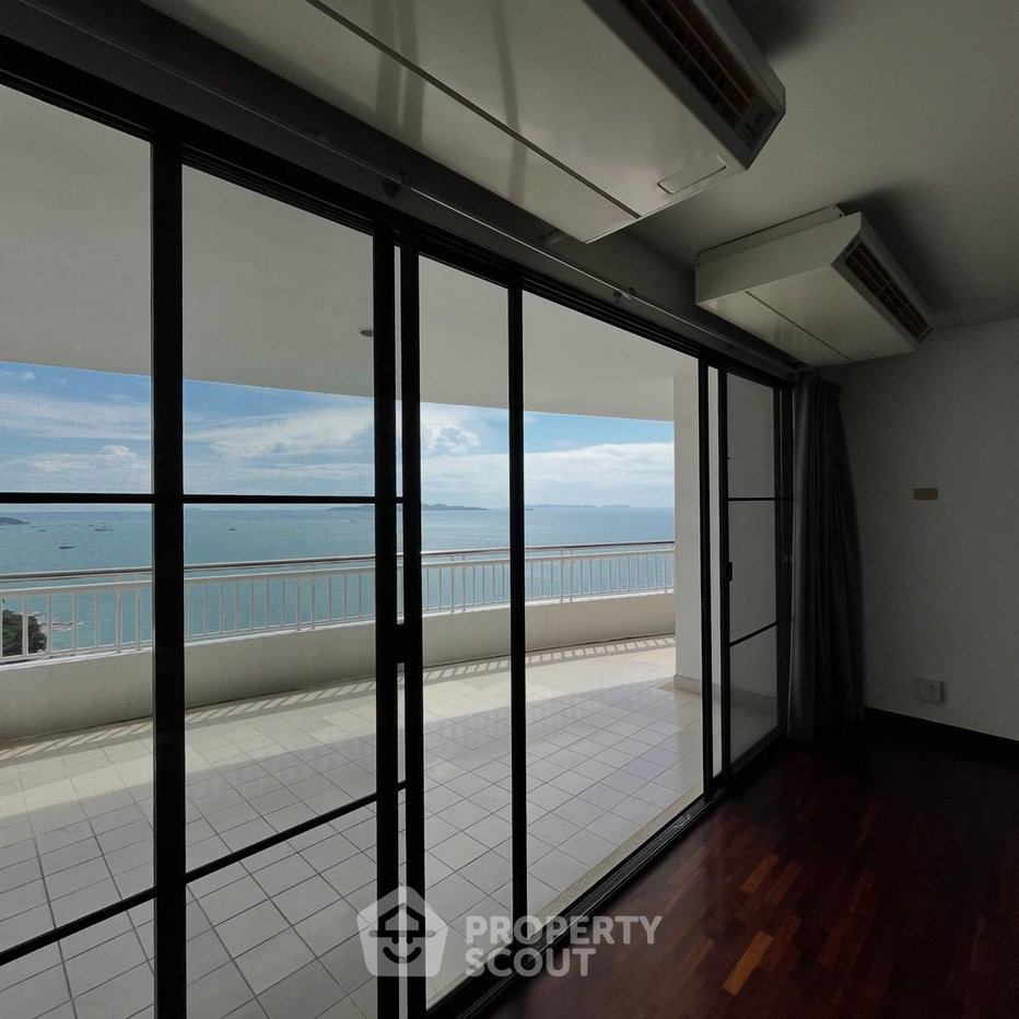 รูป เลี้ยงสัตว์ได้ 3 ห้องนอน 265 ตร.ม. Saranchol Condominium Wong Amat (ID 3291716) - รูปที่ 13/16