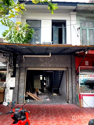 Shophouses for rent MRT Hua Lamphong : For rent Shophouse 136 sqm in Talat Noi, Samphanthawong, Bangkok