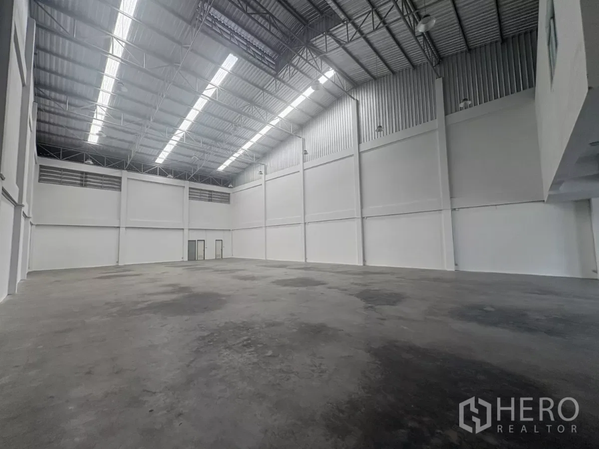picture For rent Factory 590 sqm in Phra Samut Chedi, Samut Prakan - 3/17