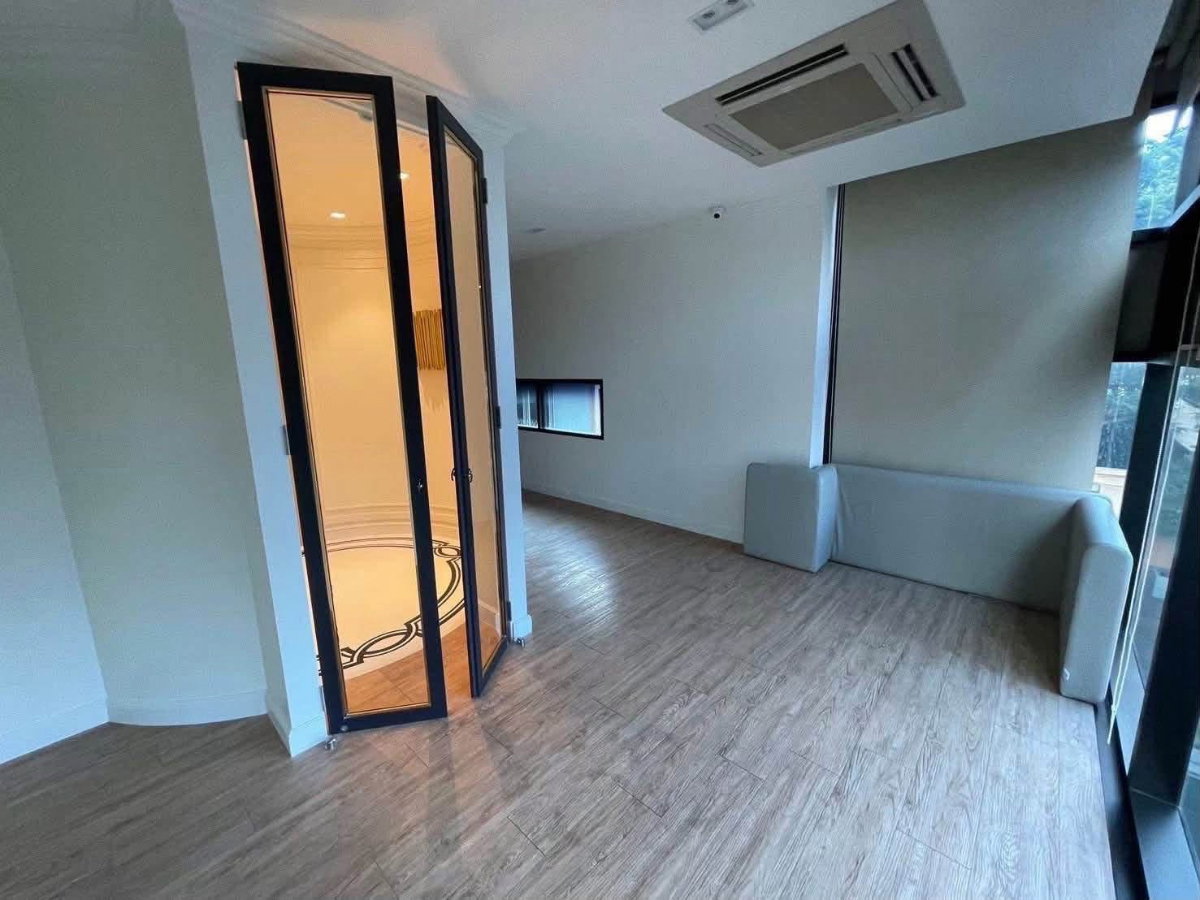 รูป LTHC16150 - 5-Storey Building for Rent Thonglor 23 | 900 sq.m. | Private Elevator | 5 Parking Spaces | 230K/month - รูปที่ 10/10