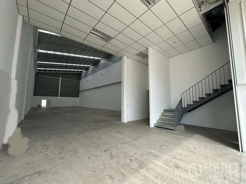 picture For rent Factory 603 sqm in Khlong Luang, Pathum Thani - 4/15