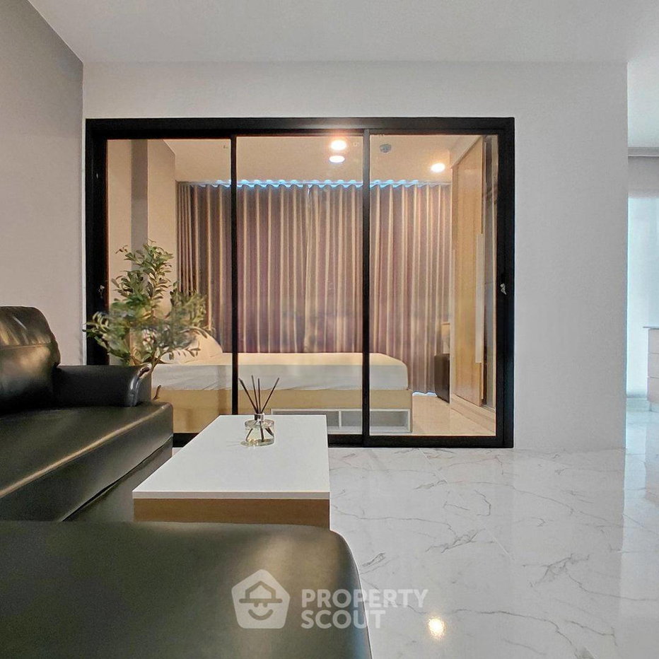 รูป คอนโด 1-ห้องนอน ที่ เดอะเฟิร์สคอนโด ใน คลองตำหรุ (ID 3254587) - รูปที่ 1/8