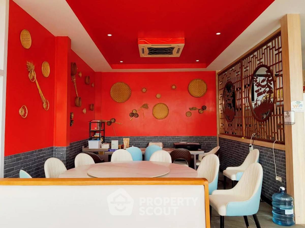 รูป คอนโด 6 ห้องนอน ขนาด 616 ตร.ม. ขายที่ Jomtien Plaza Condotel (ID 3281706) - รูปที่ 18/25