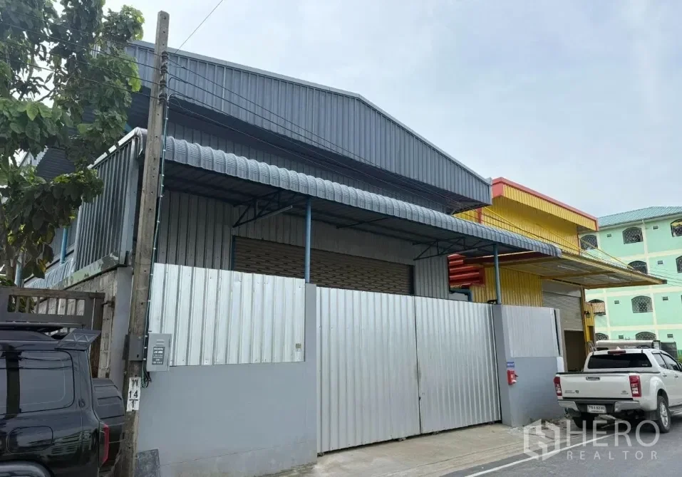 รูป ให้เช่าหรือขาย โกดัง 300 ตรม บางเสาธง สมุทรปราการ - รูปที่ 2/14