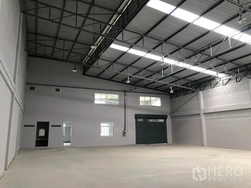 รูป ให้เช่า โรงงาน 650 ตรม ลาดหลุมแก้ว ปทุมธานี - รูปที่ 8/9