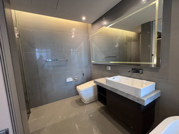 รูป ขายคอนโด The Bangkok Sathorn 2 ห้องนอน Luxury Condo ใจกลางสาทร พร้อมเข้าอยู่ ทำเลดี ติด BTS สุรศักดิ์ - รูปที่ 12/14