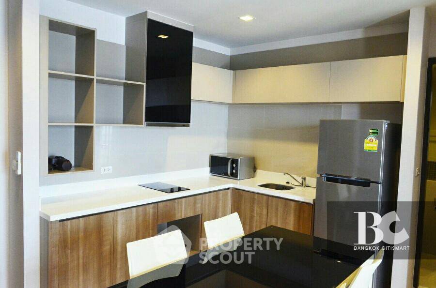 รูป คอนโด 2-ห้องนอน ที่ ริธึ่ม สาทร ใกล้ BTS สะพานตากสิน (ID 3283126) - รูปที่ 2/6