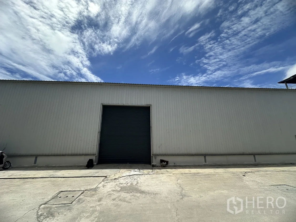 รูป ให้เช่า โรงงาน 500 ตรม ท้ายบ้าน เมืองสมุทรปราการ สมุทรปราการ BTS เคหะ - รูปที่ 2/5