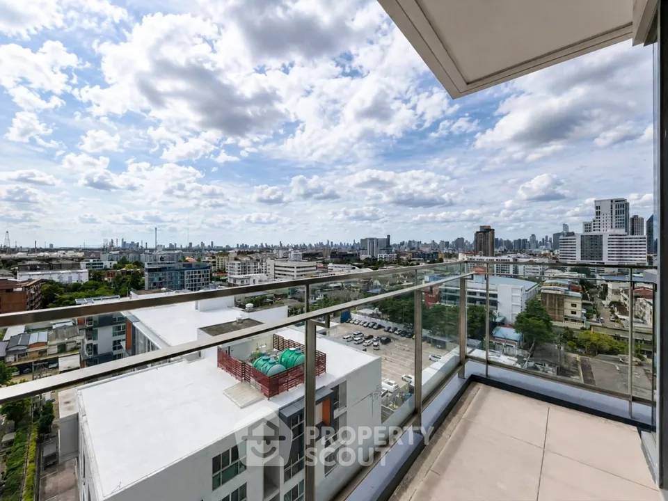 รูป คอนโด 2-ห้องนอน ที่ เดอะ รูม สุขุมวิท 62 ใกล้ BTS ปุณณวิถี (ID 3292754) - รูปที่ 19/22