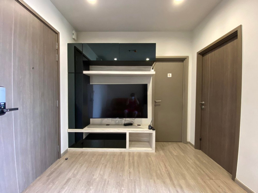 Available on Oct 15✅✨ Condo for Rent “The Line Wongsawang” ✨ 1 Bedroom, fully furnished, next to the Purple Line MRT 💚 Contact LINE: @682rrwqo