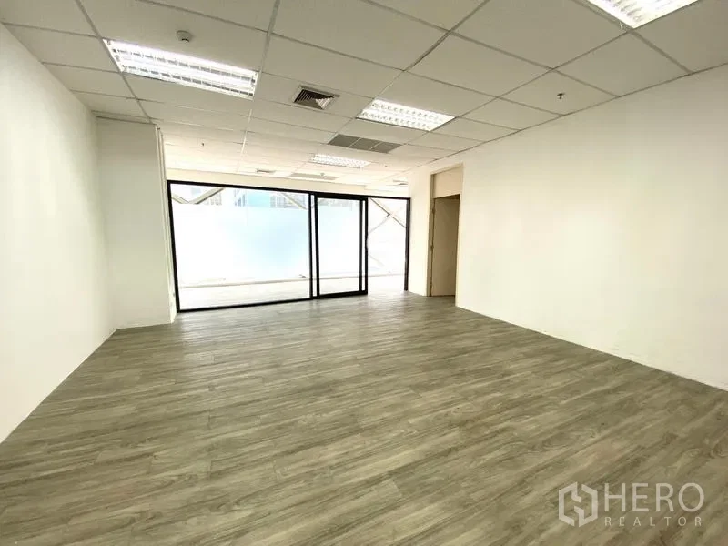 รูป ให้เช่า ออฟฟิศ 57 ตรม คลองเตยเหนือ วัฒนา กรุงเทพมหานคร BTS อโศก - รูปที่ 4/4
