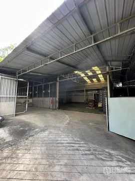 For rent Warehouse 280 sqm in Yan Nawa, Bangkok