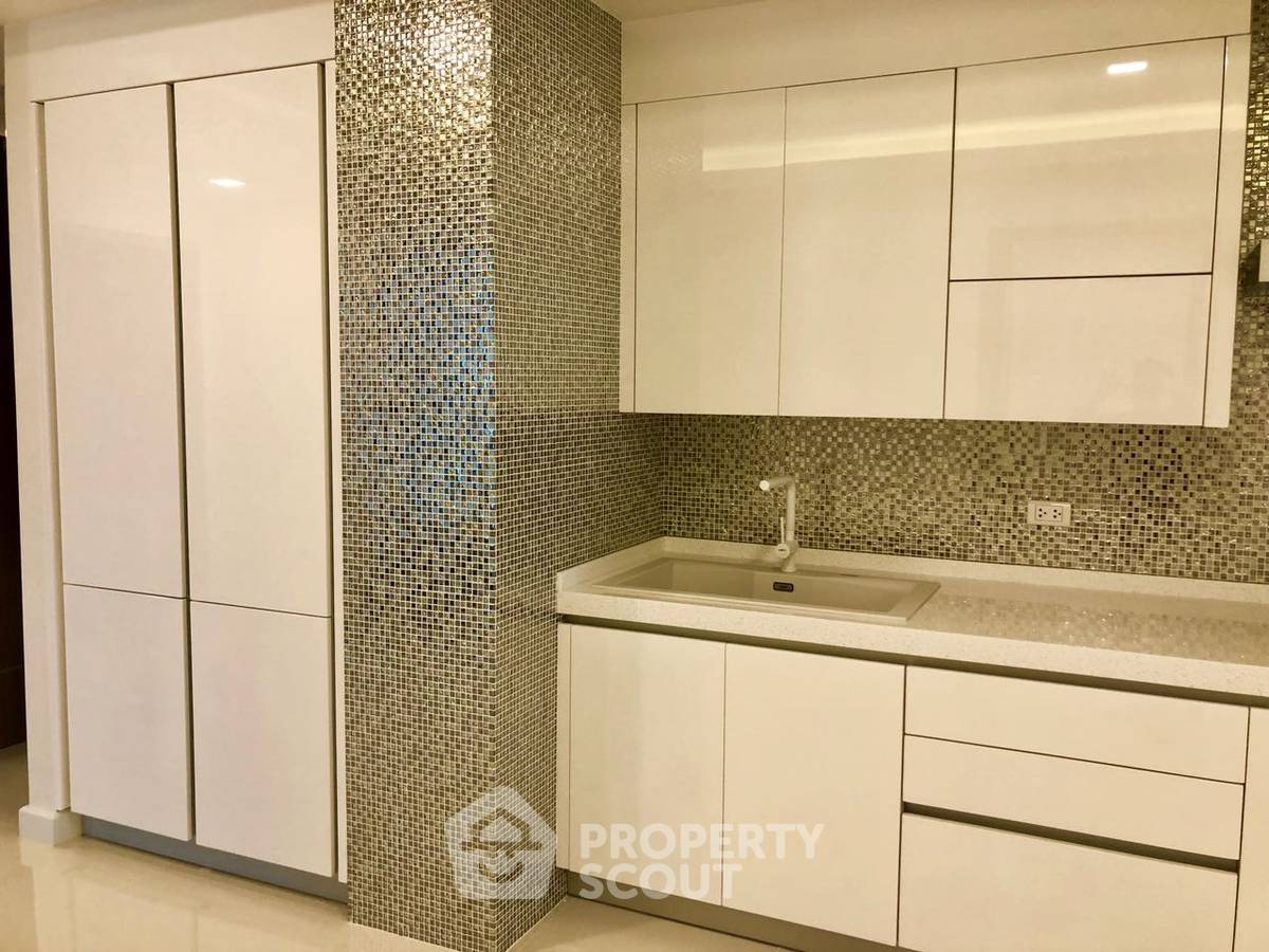picture 2-BR Condo at Del Mare Condominium close to Bangsaray (ID 3282485) - 25/44