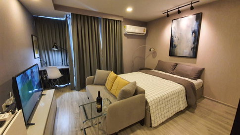 @Condorental condo for rent Maestro 14 Siam - Ratchathewi